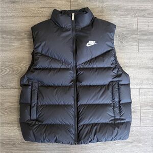 Nike Puffer Vest